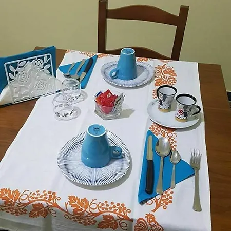 Divino Bed & Breakfast *
