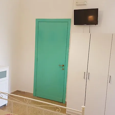 Divino فندق مبيت وإفطار *